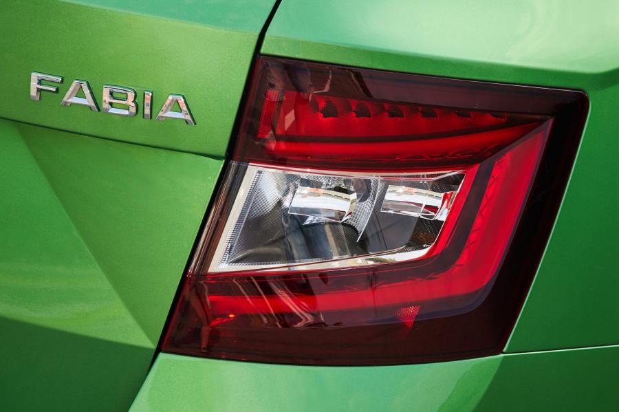 Детали экстерьера Skoda Fabia Combi (NJ) 2018 года  (WW) (фото 33 из 40)